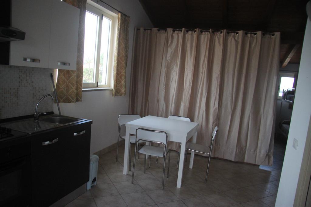 Panta House Apartamento San Giovanni Suèrgiu Exterior foto